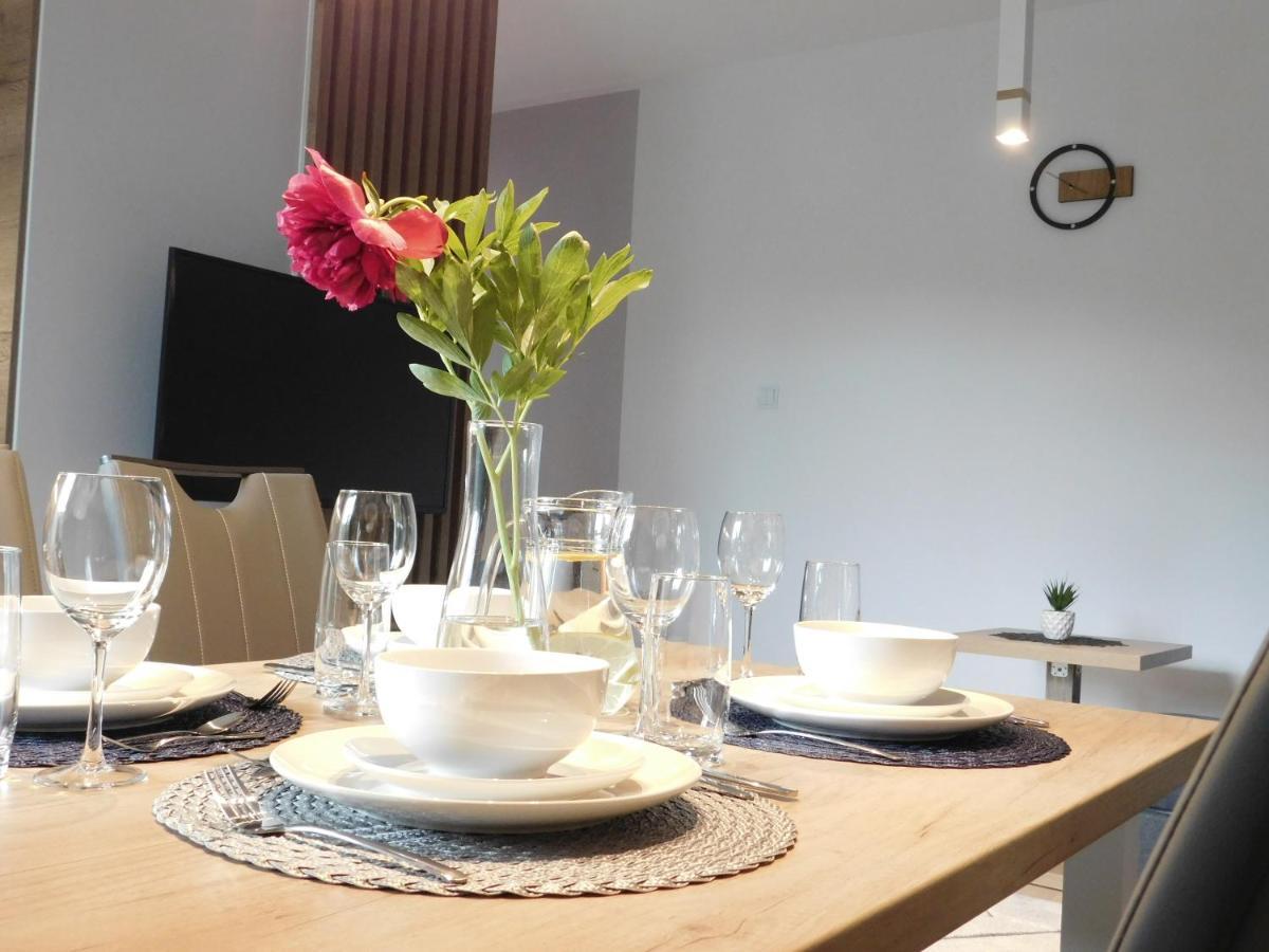 Apartament Zielone Wzgorze Apartment เยเลเนียกูรา ภายนอก รูปภาพ